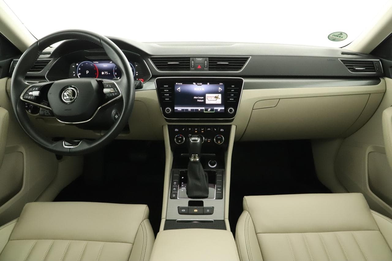 2022 Škoda SUPERB - 9