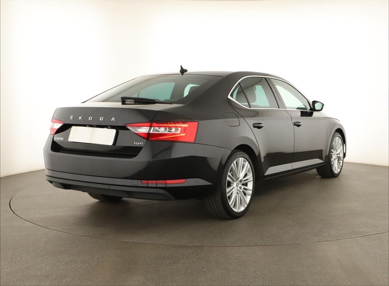 2022 Škoda SUPERB - 7