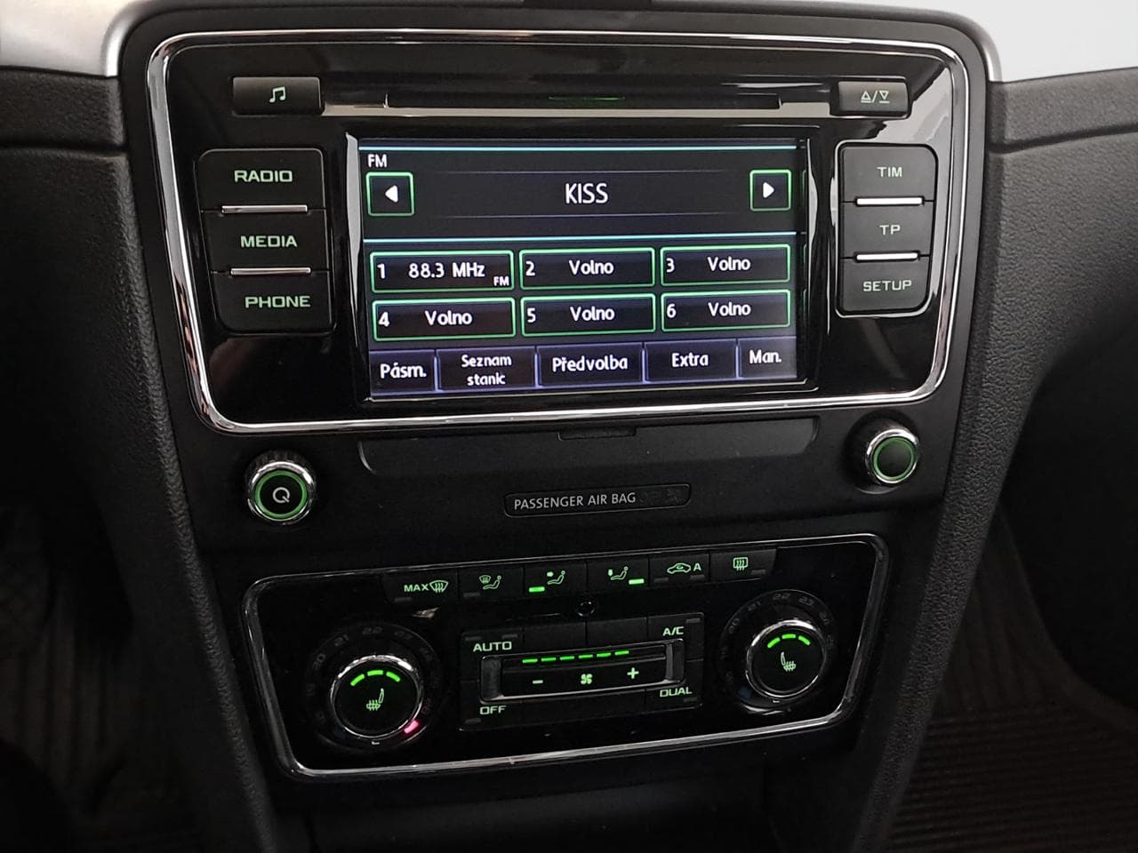 2014 Škoda SUPERB - 18