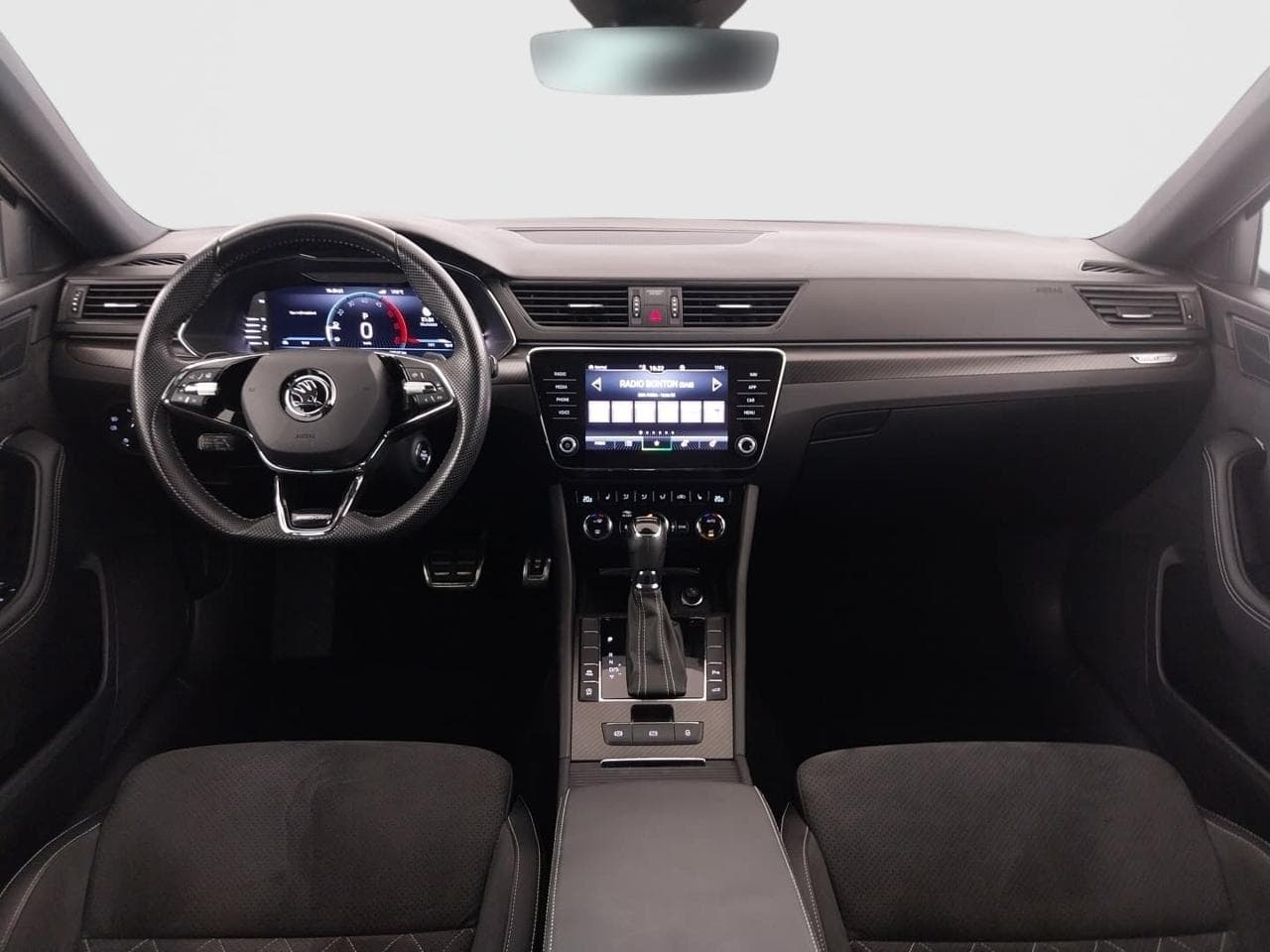 2022 Škoda SUPERB - 11