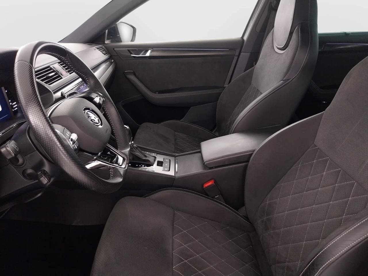 2022 Škoda SUPERB - 16
