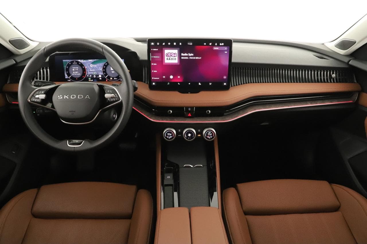 2025 Škoda SUPERB - 9