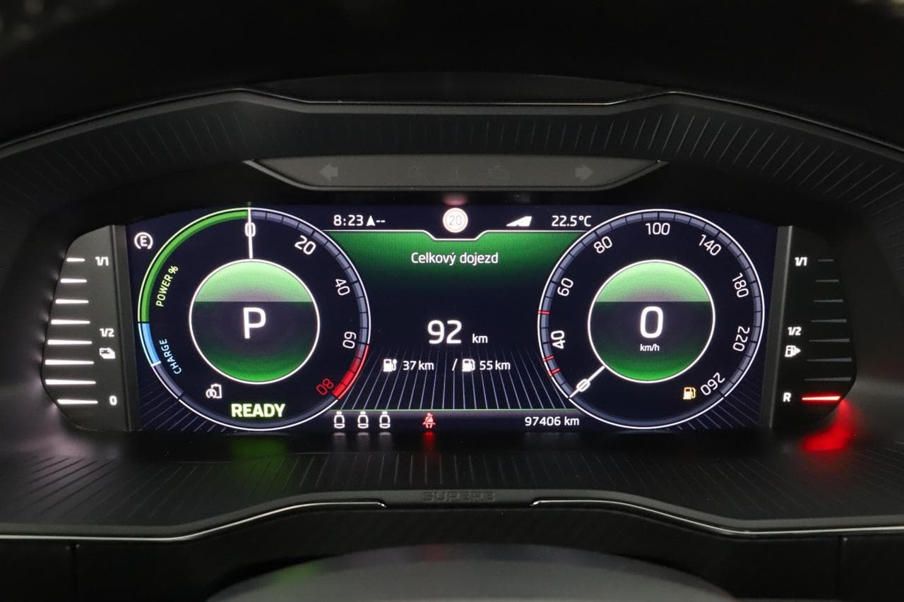 2020 Škoda SUPERB - 14