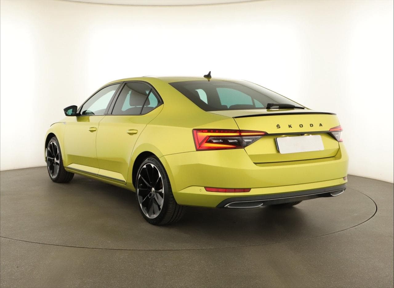 2020 Škoda SUPERB - 5