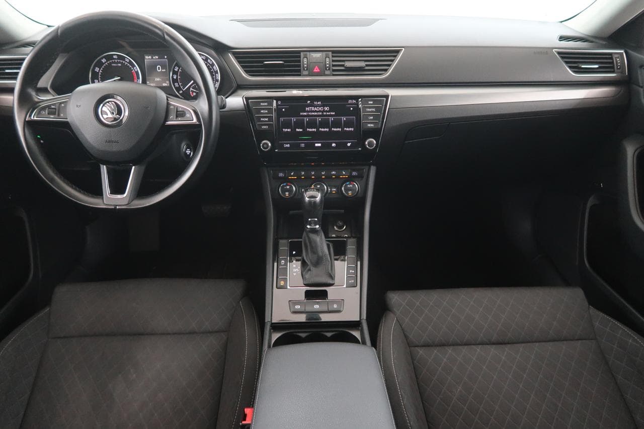 2016 Škoda SUPERB - 10