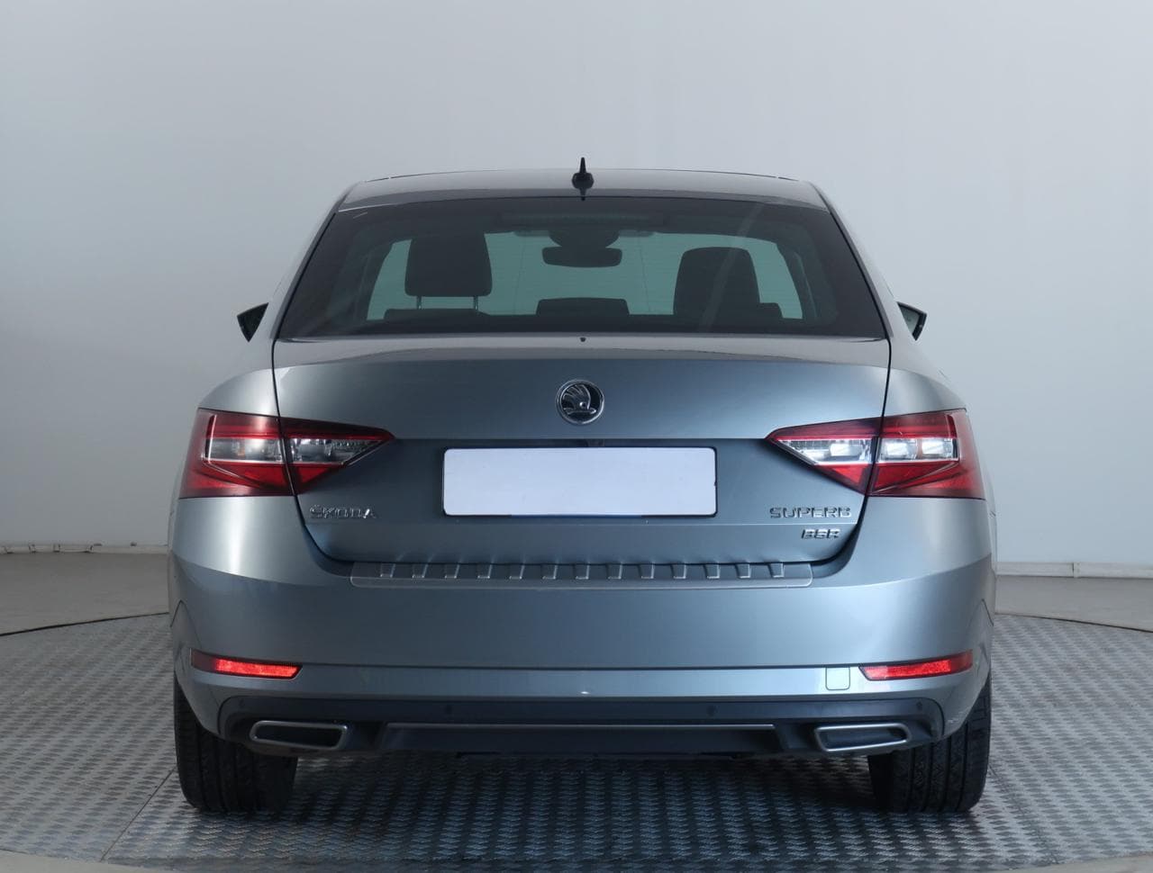 2015 Škoda SUPERB - 6
