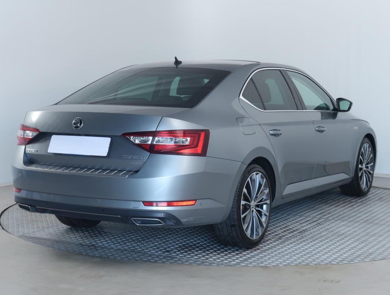 2015 Škoda SUPERB - 7