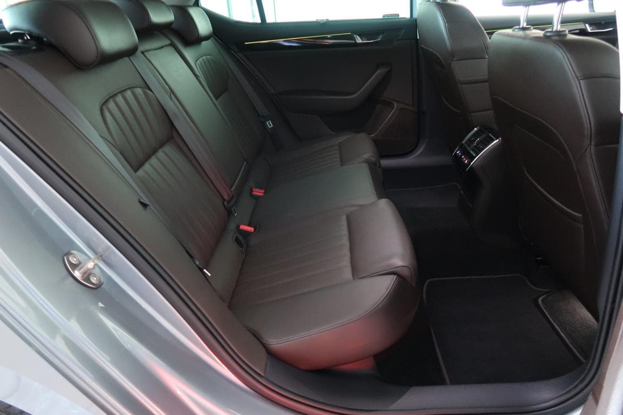 2015 Škoda SUPERB - 13
