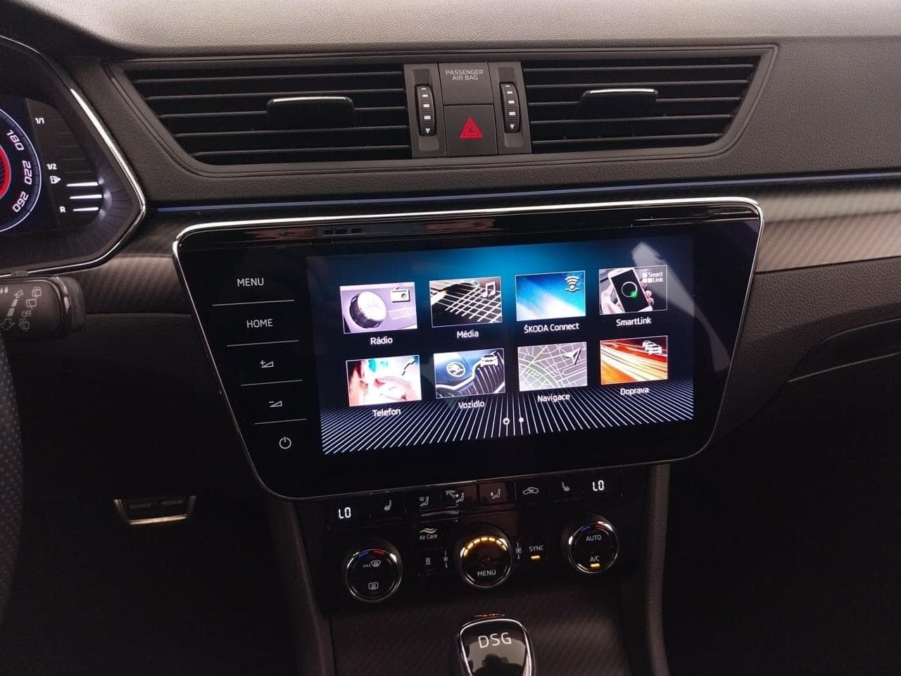 2019 Škoda SUPERB - 18