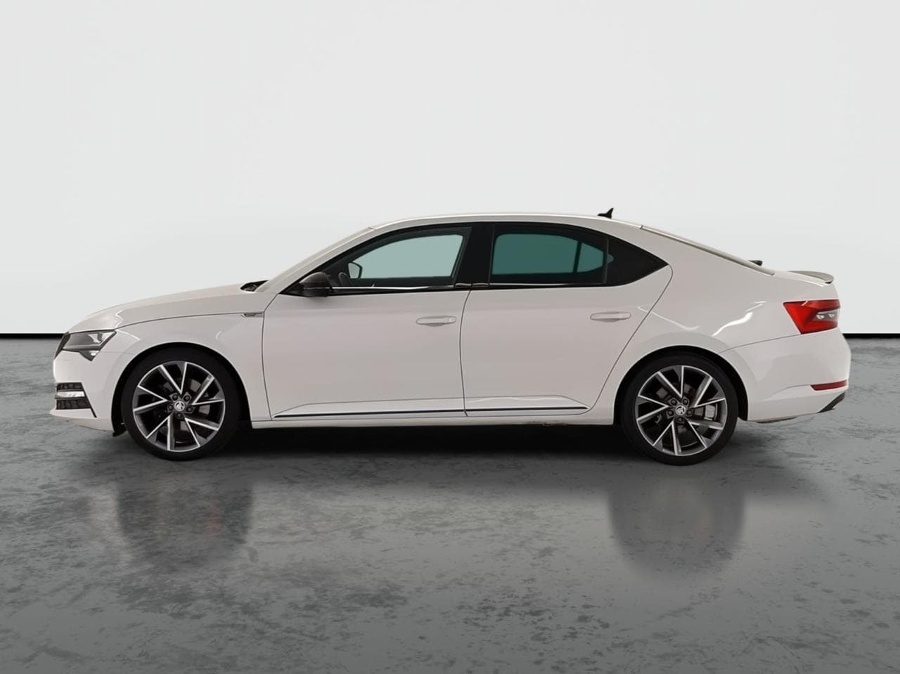2019 Škoda SUPERB - 4