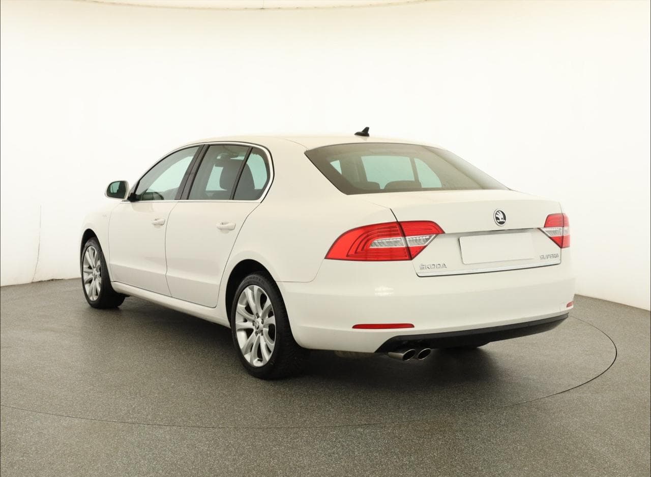 2015 Škoda SUPERB - 5