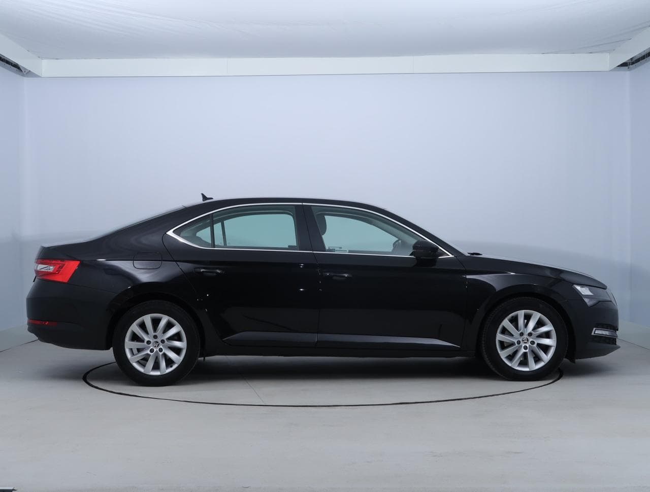 2020 Škoda SUPERB - 8