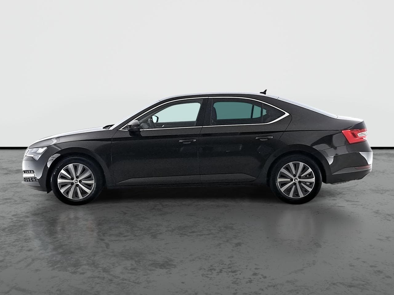 2021 Škoda SUPERB - 4