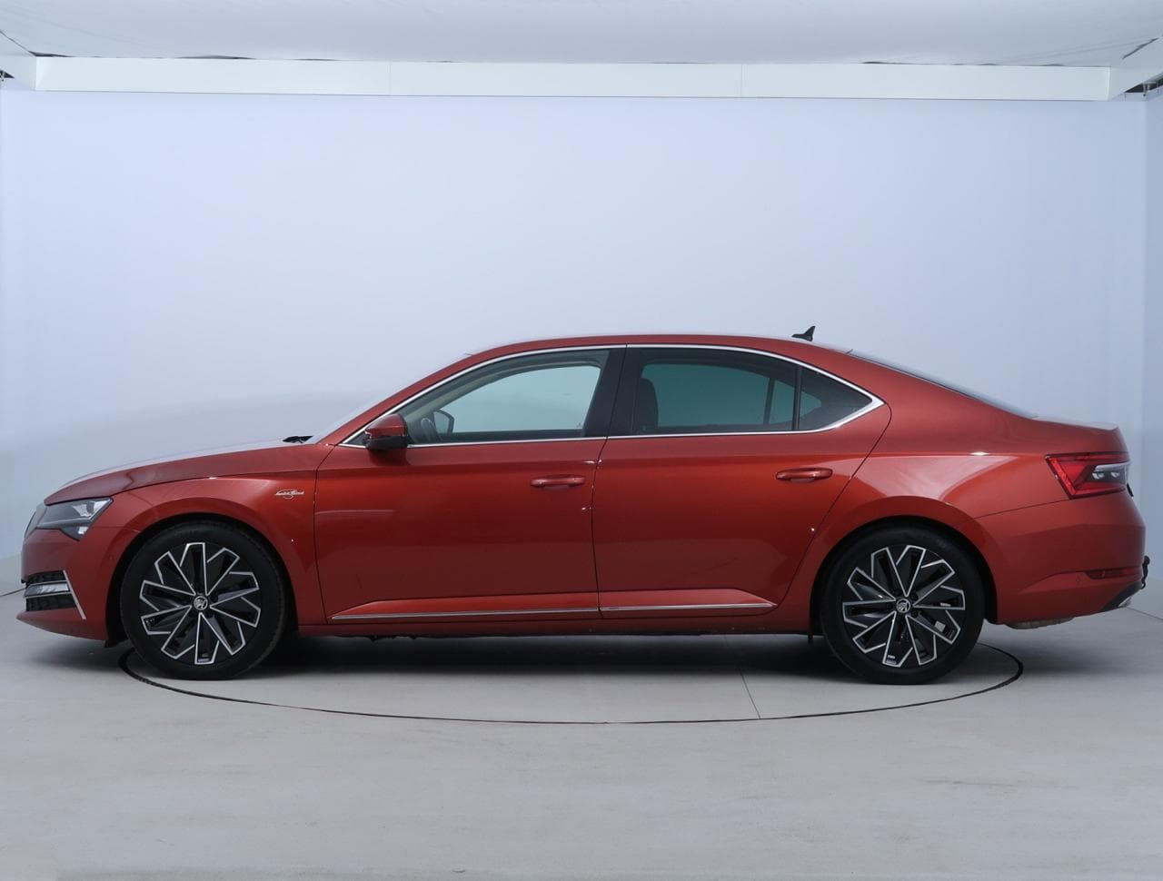 2021 Škoda SUPERB - 4