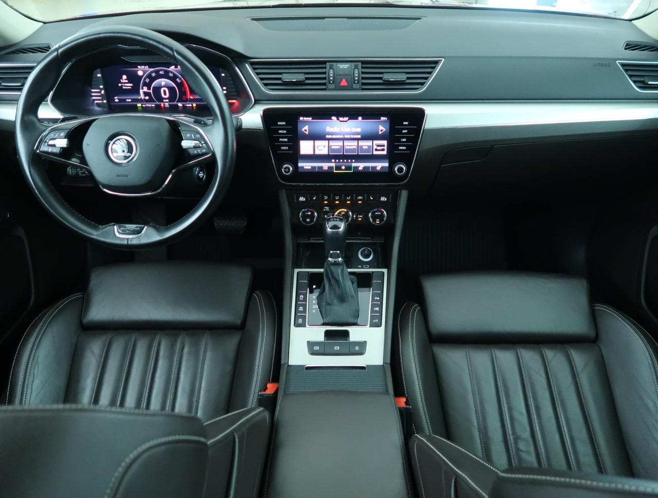 2021 Škoda SUPERB - 10