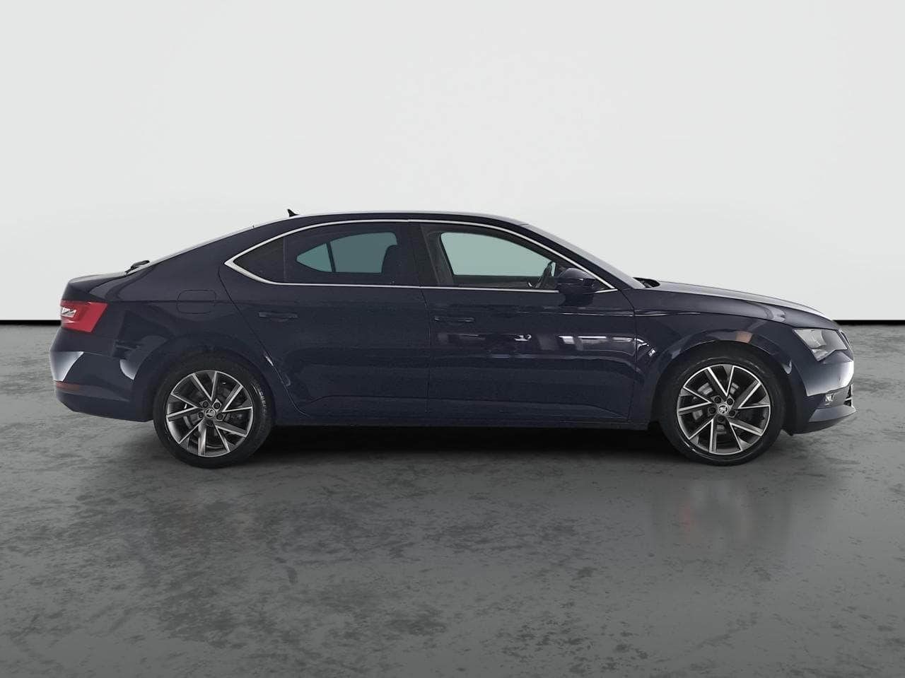 2016 Škoda SUPERB - 8
