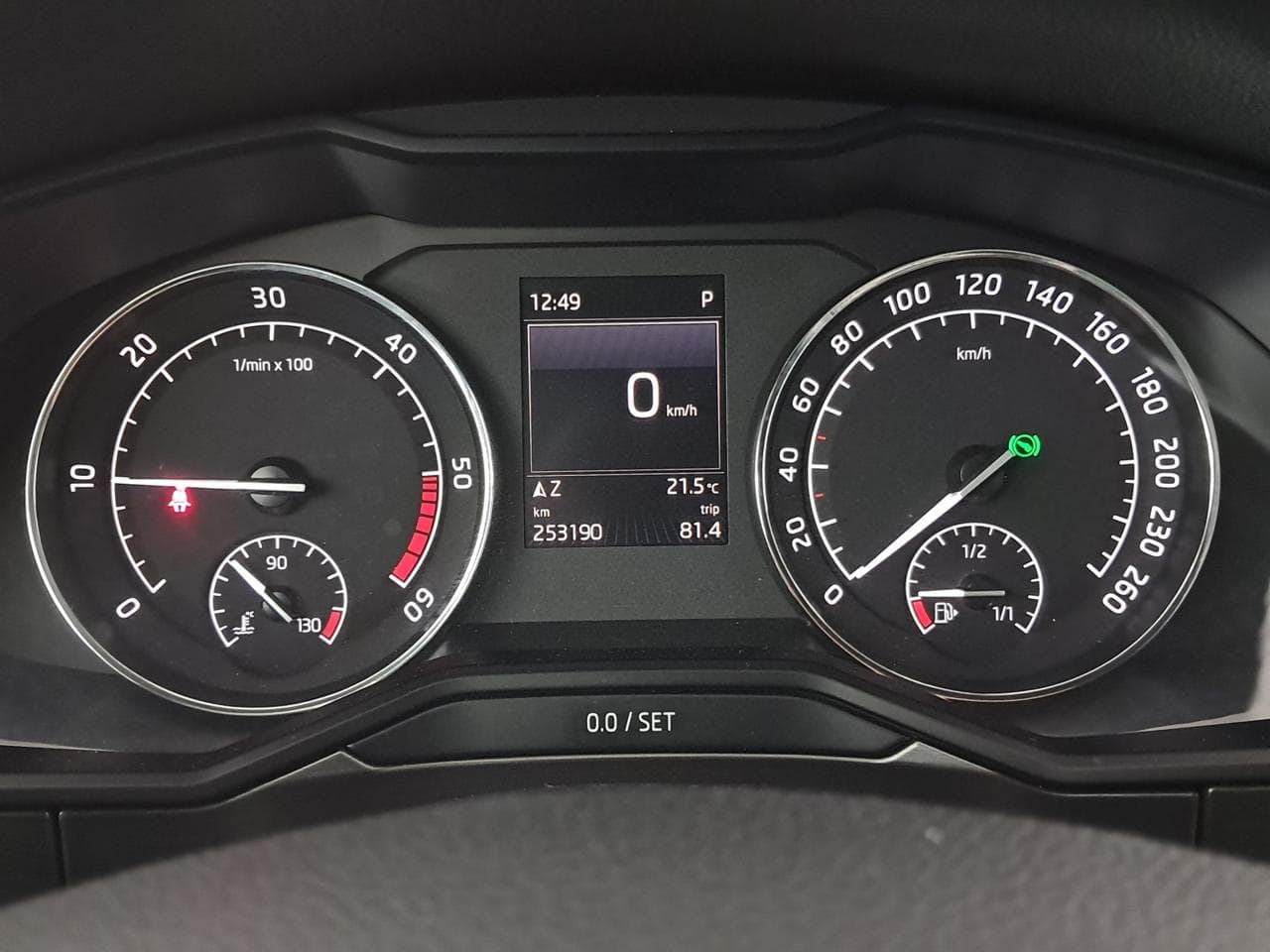 2016 Škoda SUPERB - 17
