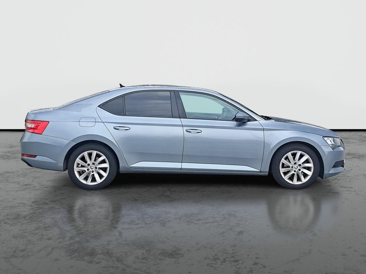 2017 Škoda SUPERB - 8