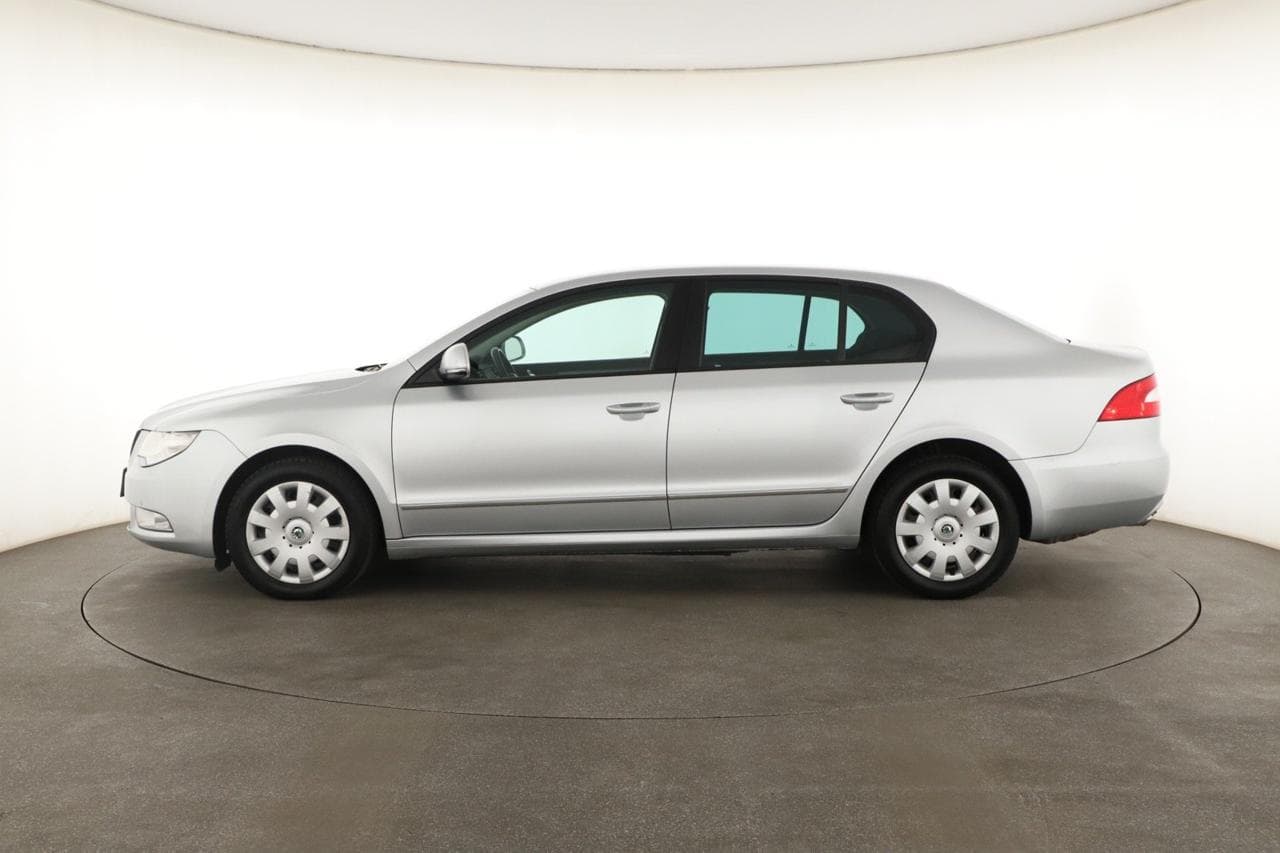 2012 Škoda SUPERB - 4