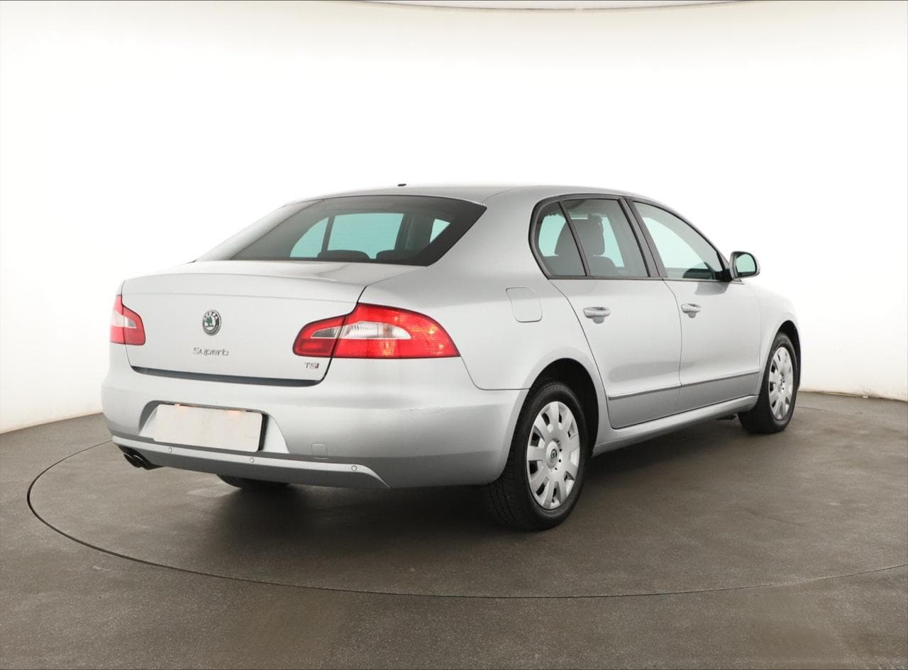 2012 Škoda SUPERB - 7
