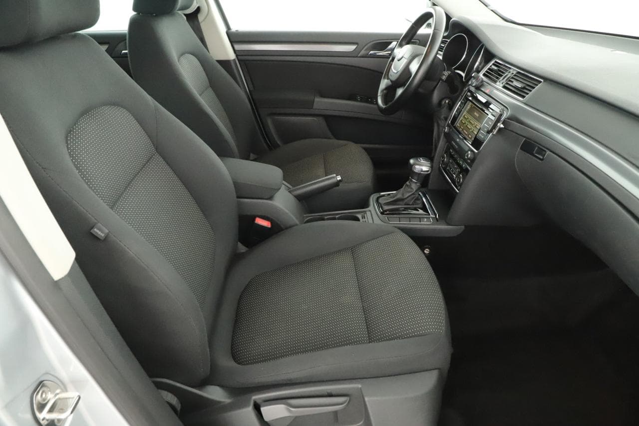 2012 Škoda SUPERB - 10