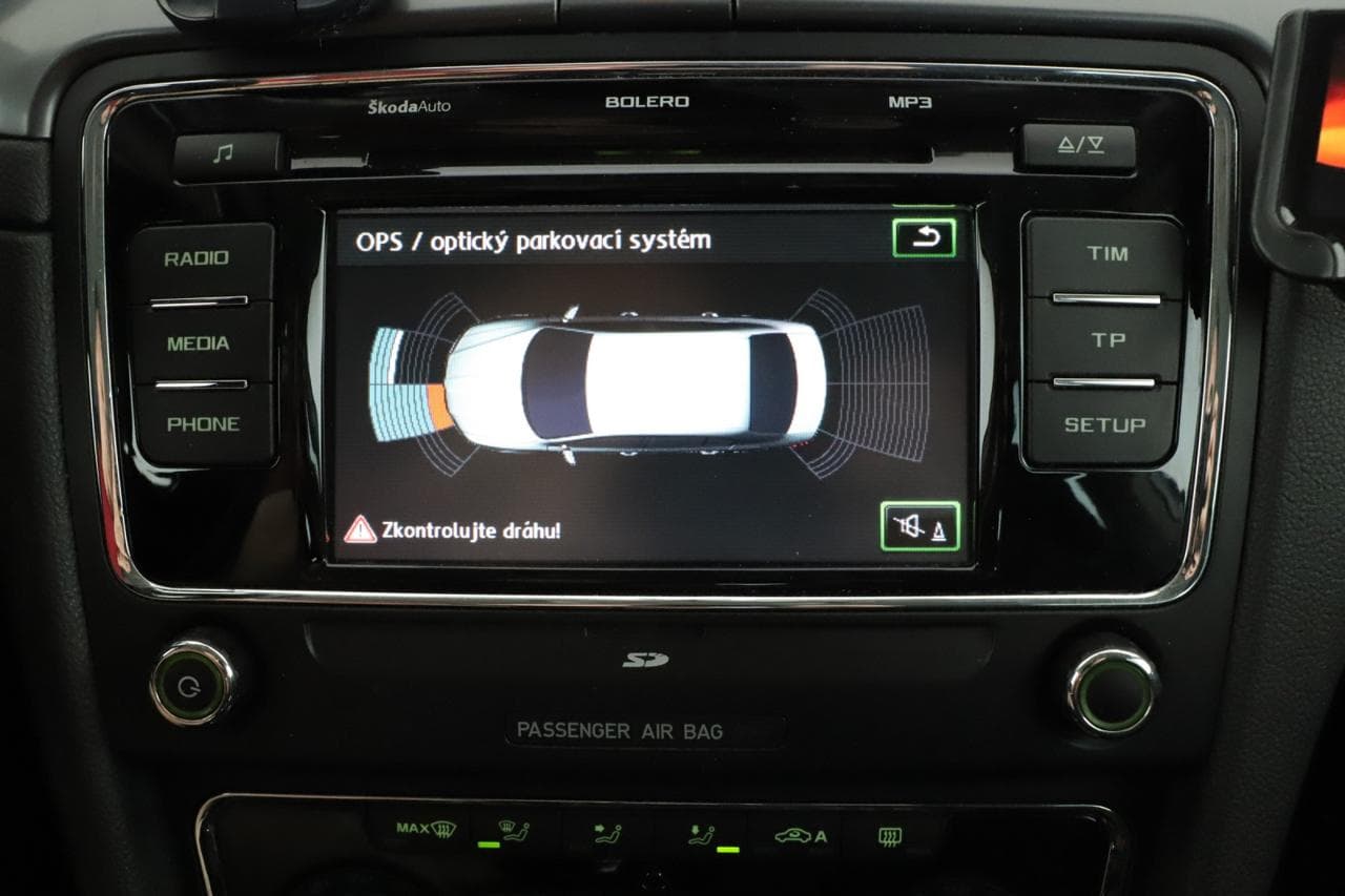2012 Škoda SUPERB - 19