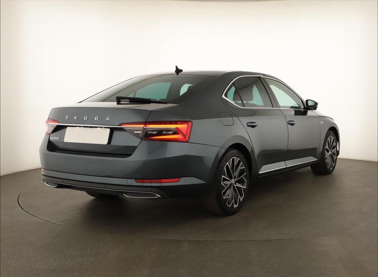 2021 Škoda SUPERB - 7