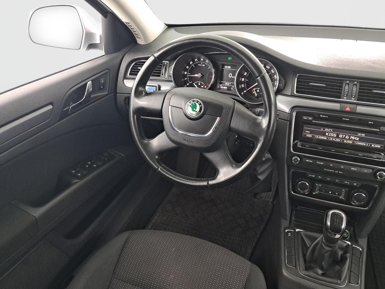 2012 Škoda SUPERB - 9