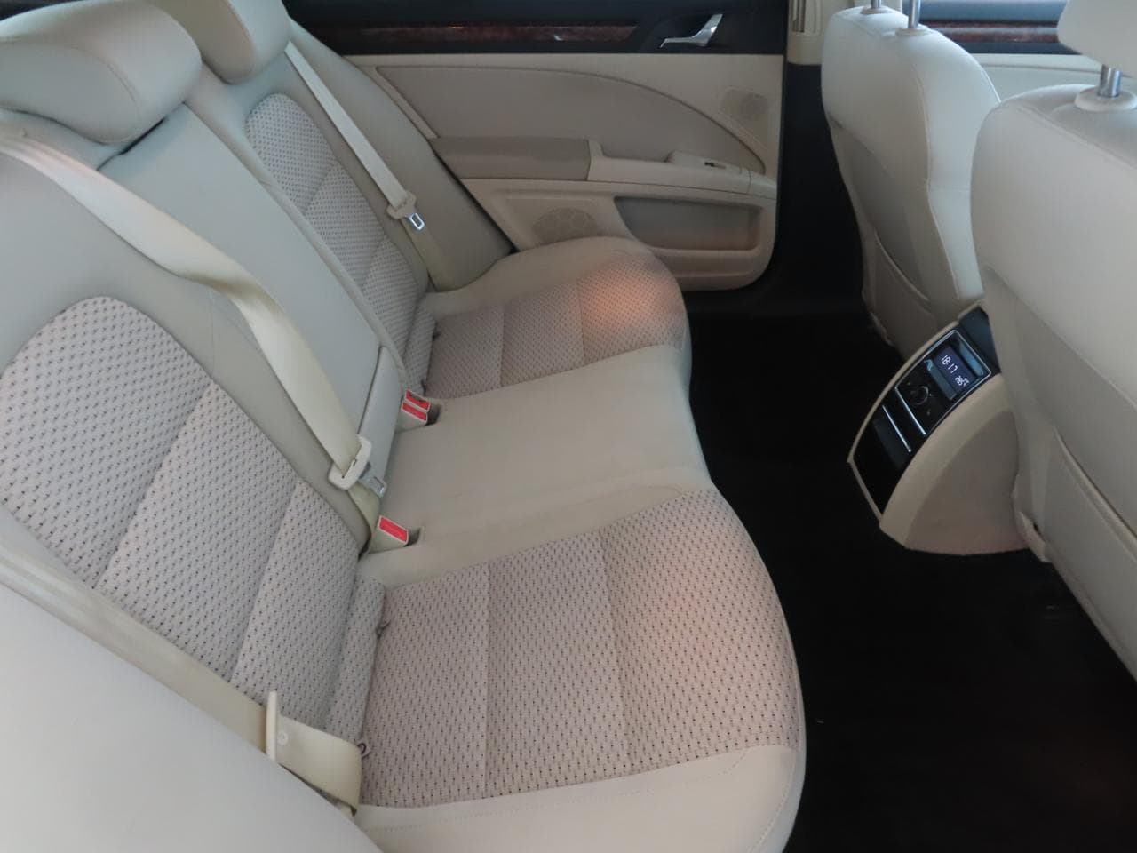 2012 Škoda SUPERB - 13
