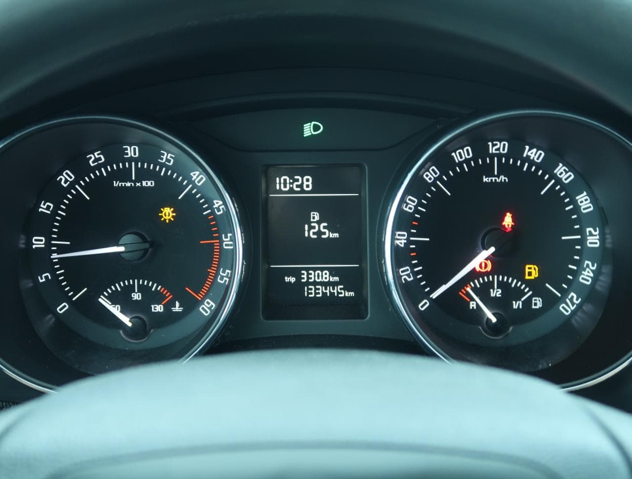2011 Škoda SUPERB - 17