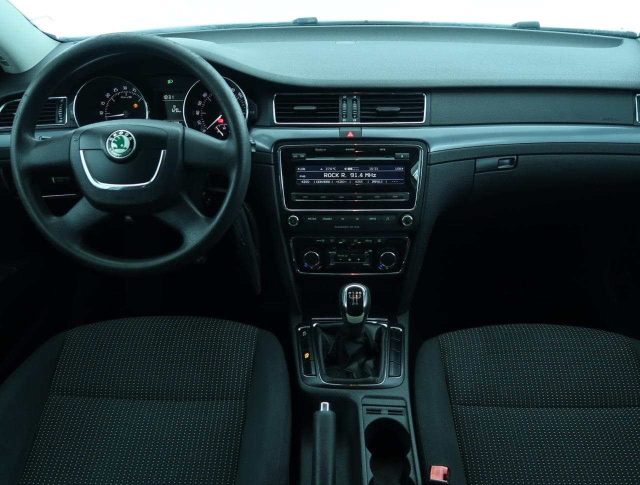 2011 Škoda SUPERB - 10