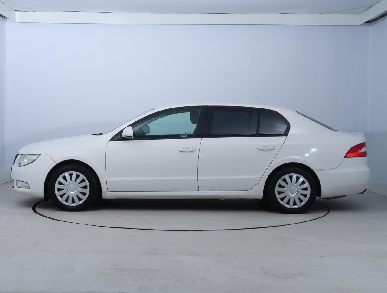 2011 Škoda SUPERB - 4
