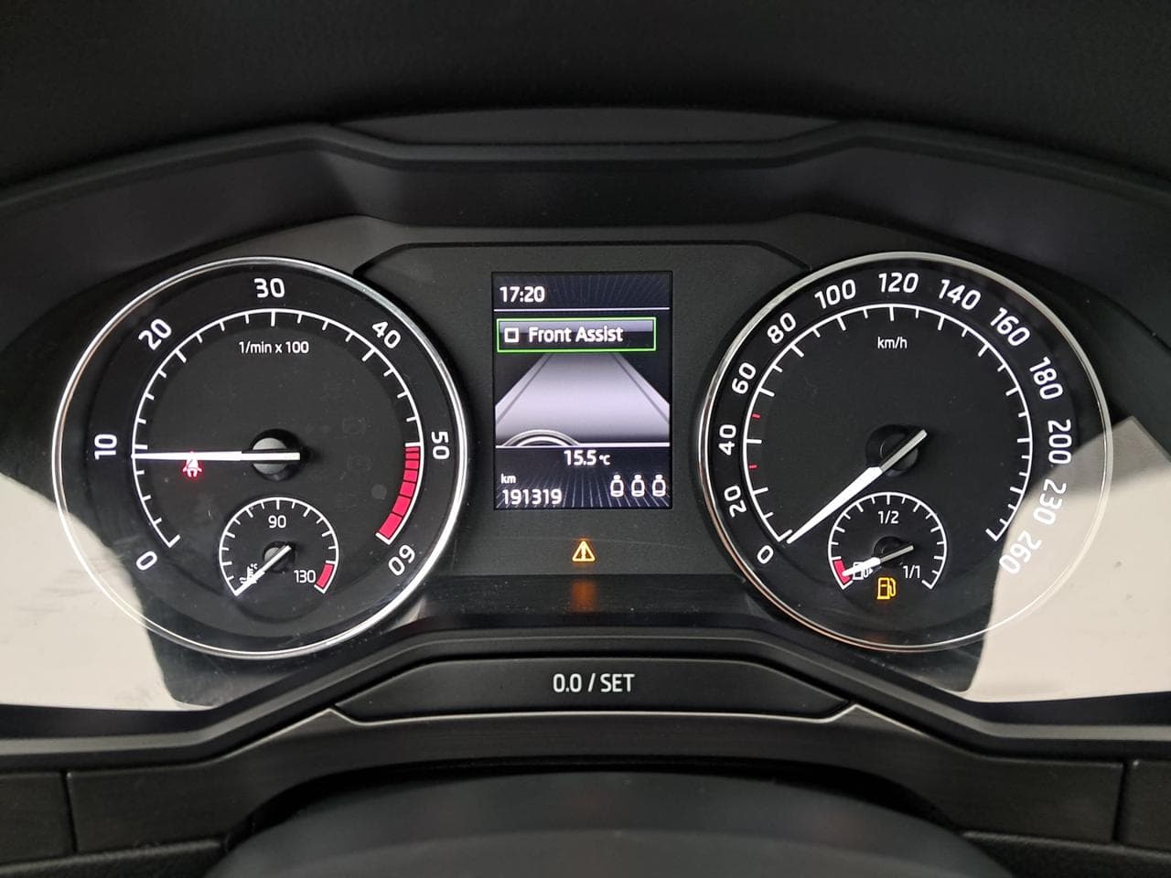 2016 Škoda SUPERB - 17