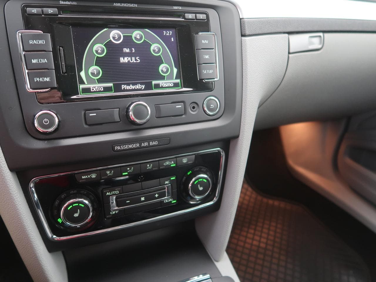 2010 Škoda SUPERB - 19