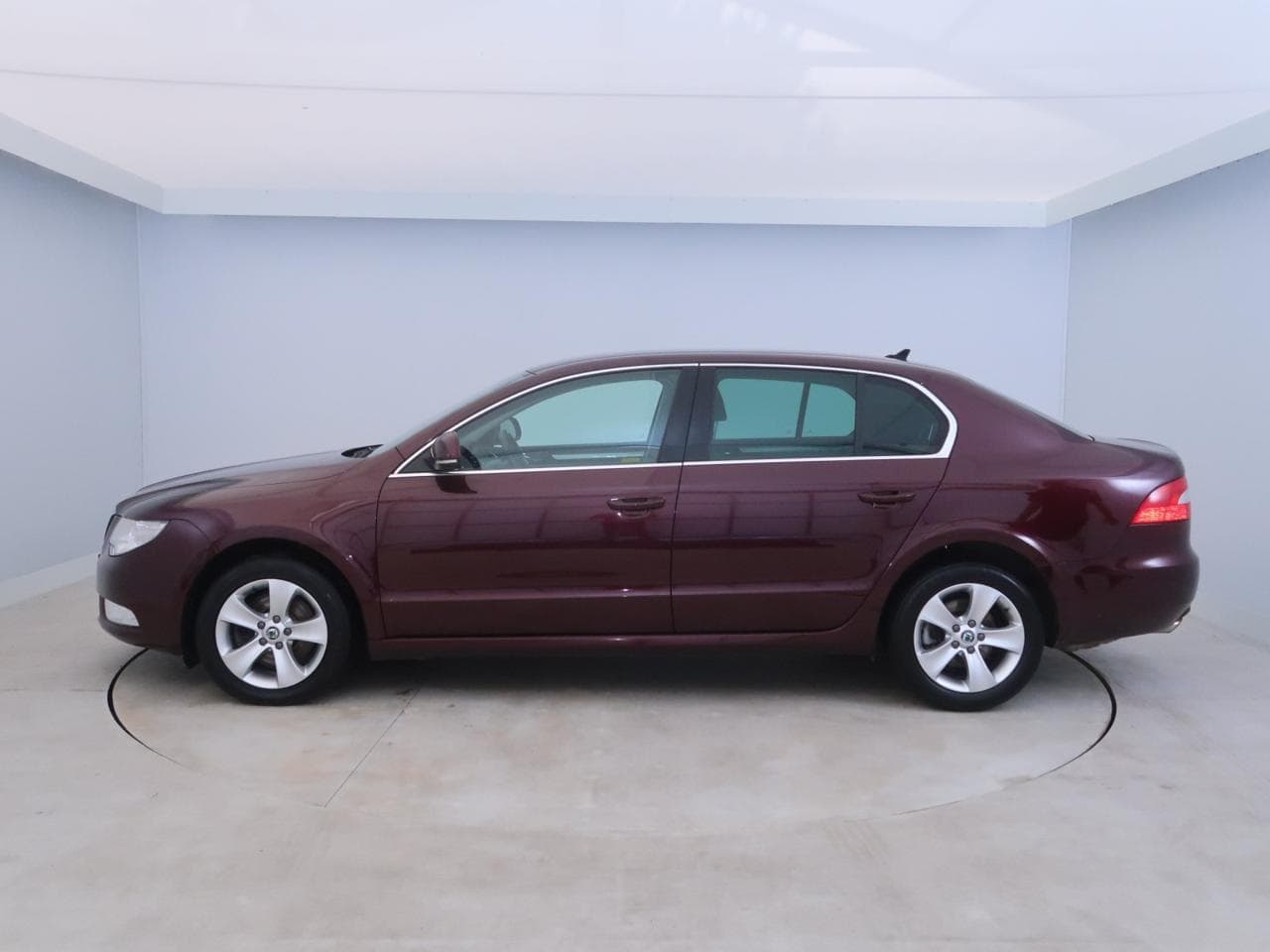 2010 Škoda SUPERB - 4