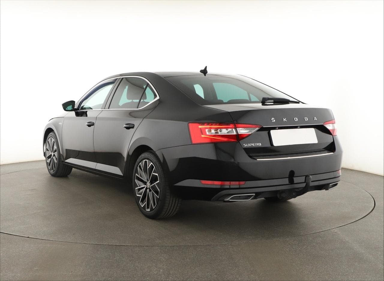 2020 Škoda SUPERB - 5