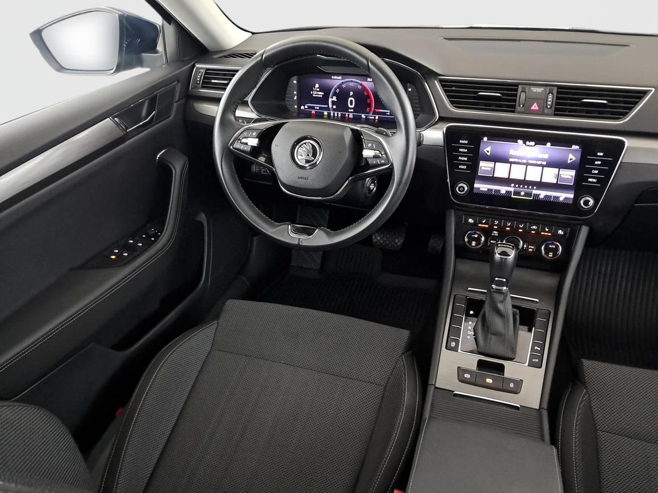 2022 Škoda SUPERB - 9