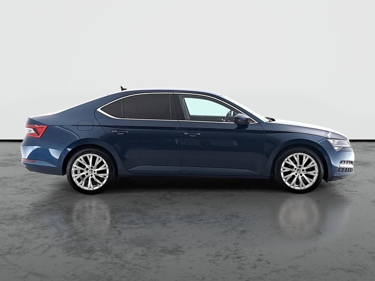 2022 Škoda SUPERB - 8