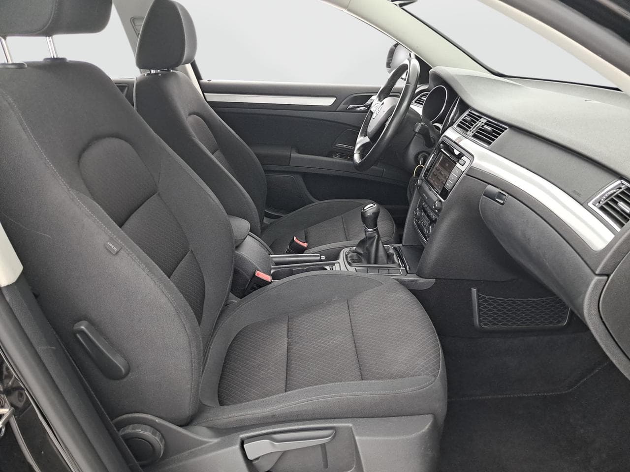 2014 Škoda SUPERB - 12
