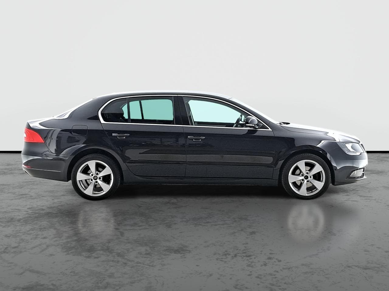 2014 Škoda SUPERB - 8