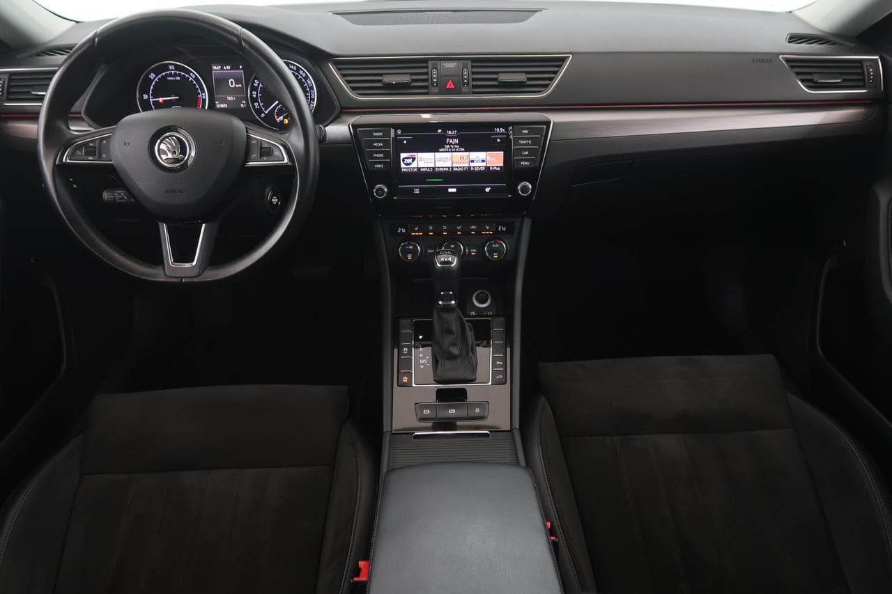 2016 Škoda SUPERB - 10