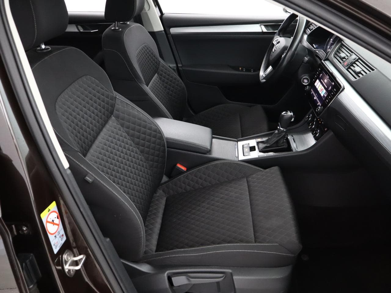 2020 Škoda SUPERB - 10
