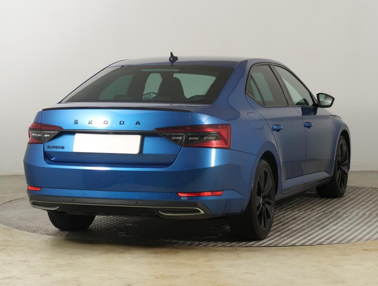 2020 Škoda SUPERB - 7