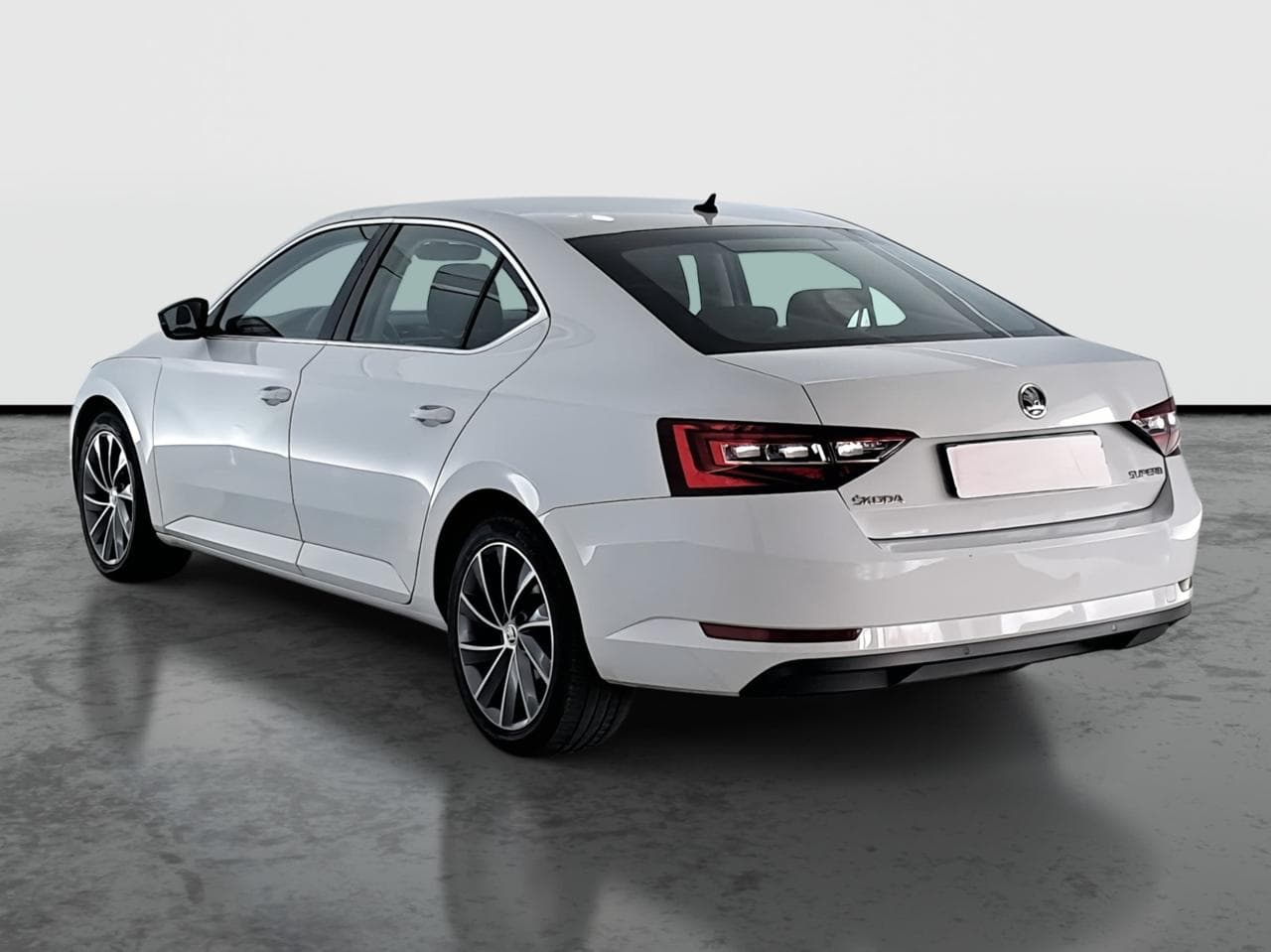 2018 Škoda SUPERB - 5
