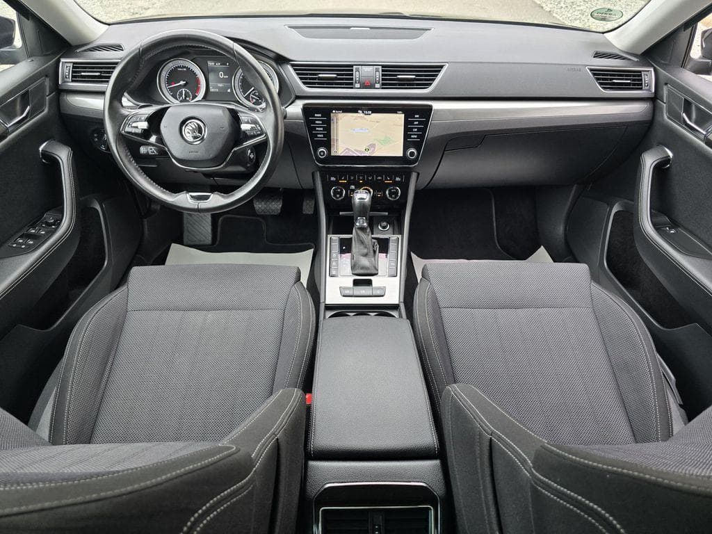 2021 Škoda SUPERB - 8