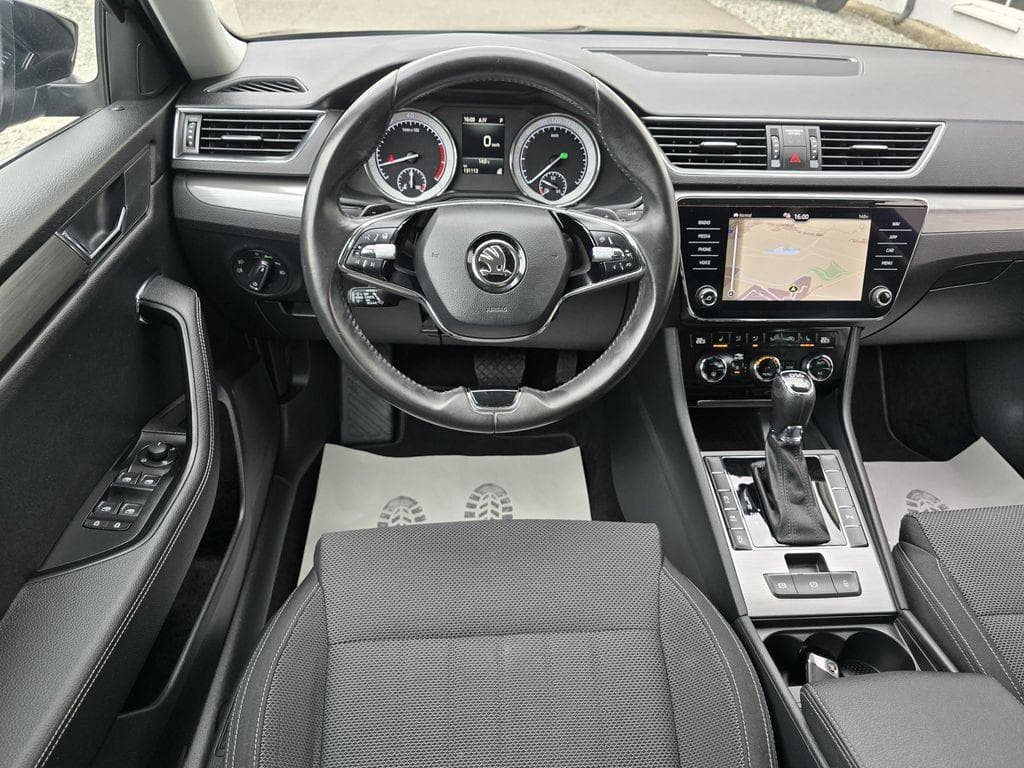 2021 Škoda SUPERB - 9