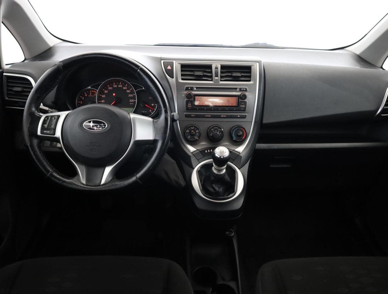 2011 Subaru TREZIA - 9