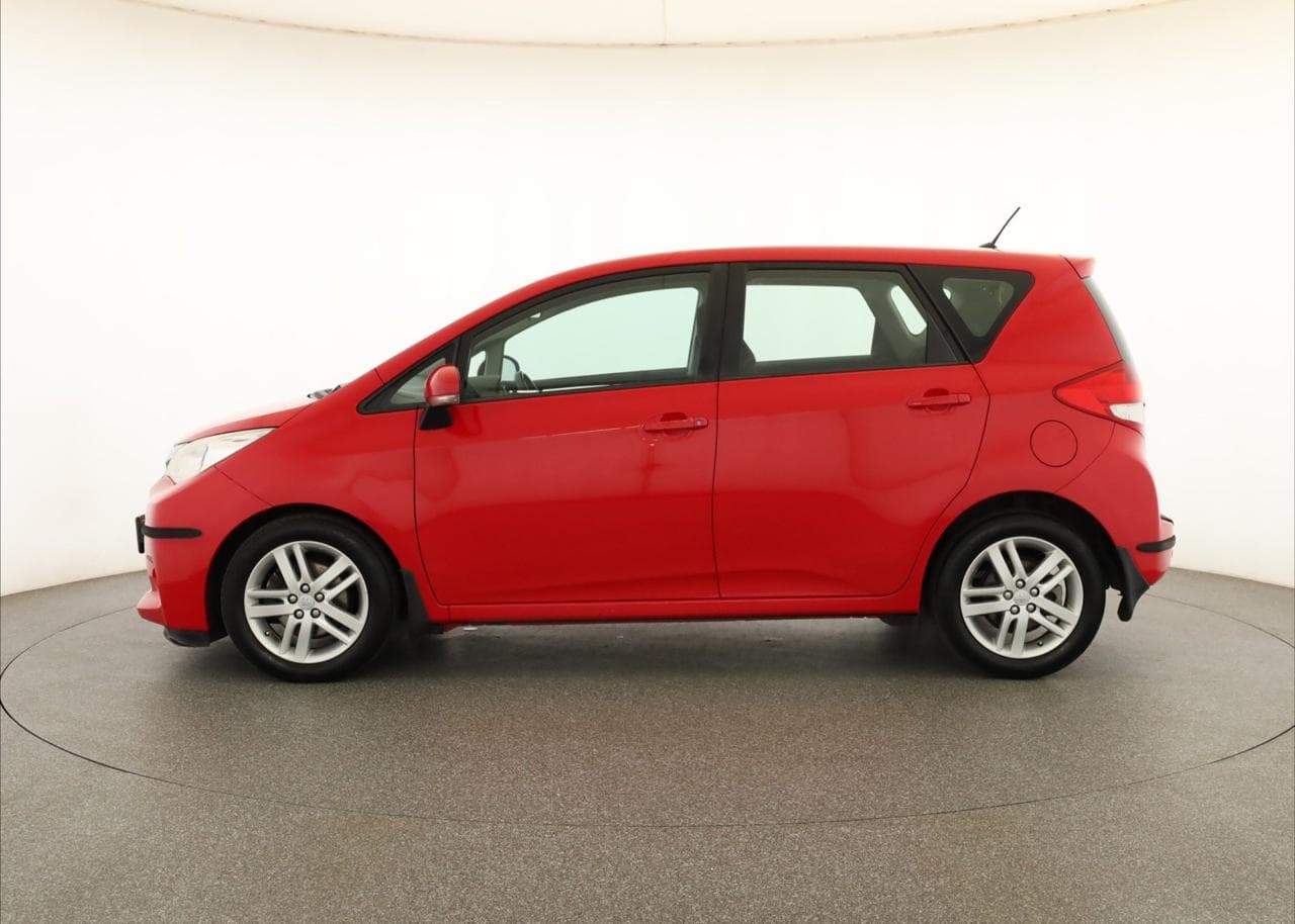 2011 Subaru TREZIA - 4