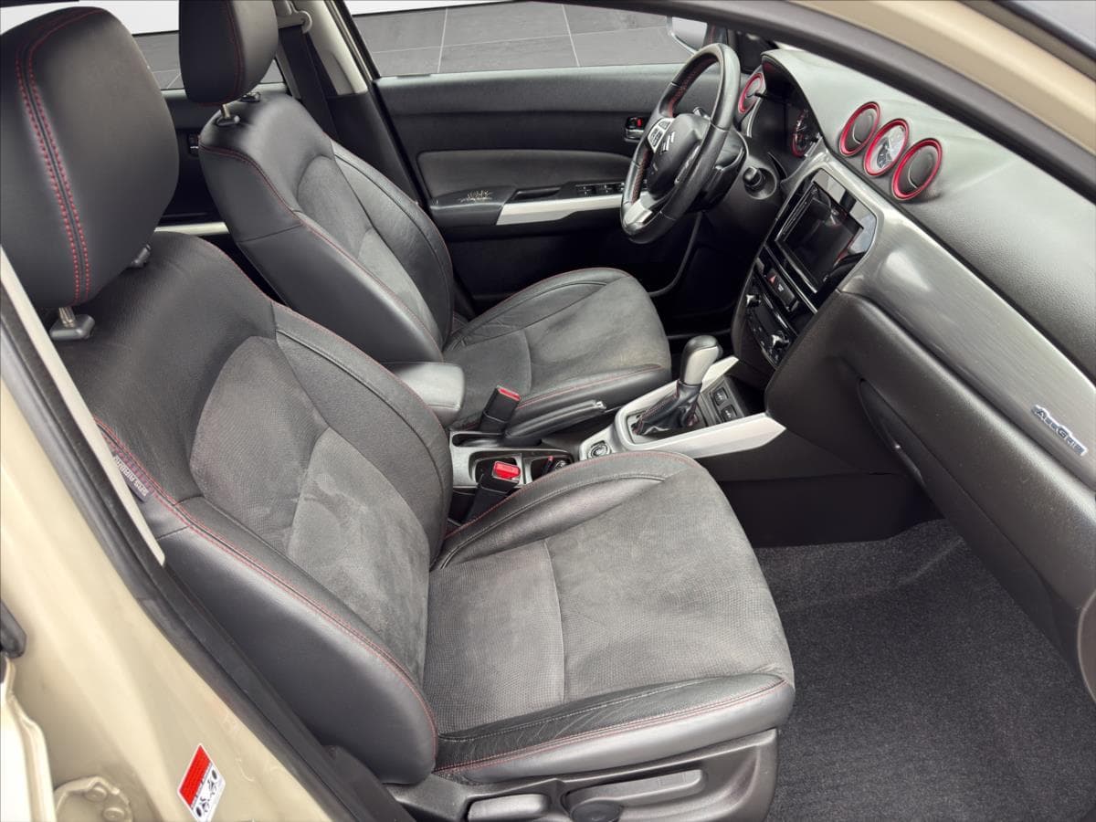 2018 Suzuki VITARA - 18