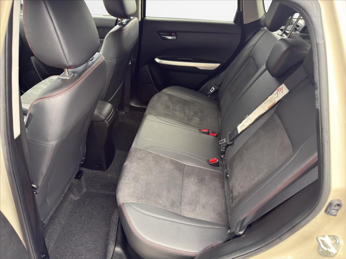 2018 Suzuki VITARA - 16